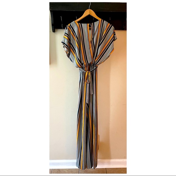 Emma & Michele Pants Outfit (S) - Picture 2 of 3